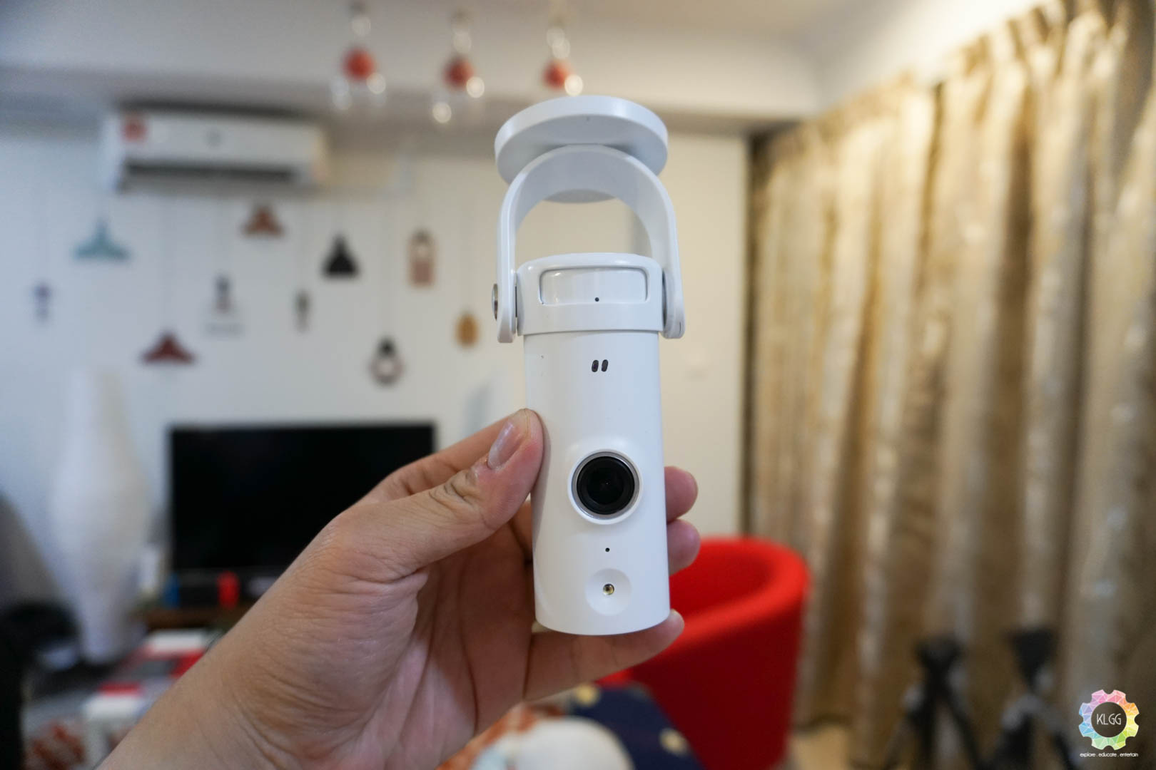 Squire heroine timer D-Link DCS-8000LH WiFi Camera Review: Small and Handsome - KLGadgetGuy