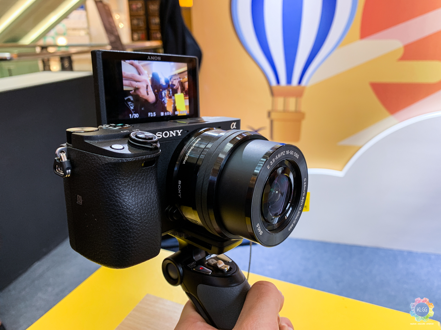 Sony's new a6400 camera arrives in Malaysia with world's ...