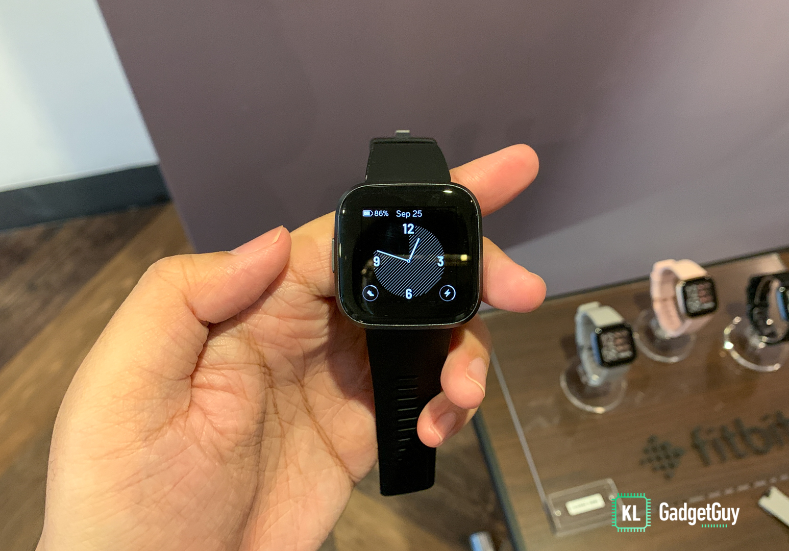 Fremmedgøre Sygeplejeskole Spektakulær Fitbit Versa 2 and Versa 2 Special Edition are now in Malaysia, starting  from RM998 - KLGadgetGuy