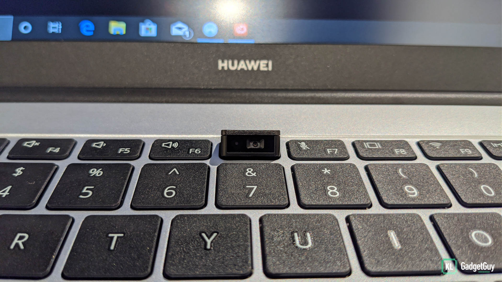 Как включить подсветку клавиатуры на ноутбуке хуавей. Laptop Huawei MATEBOOK D 15. MATEBOOK d15 камера. Huawei MATEBOOK d15 камера. Ноутбук Huawei MATEBOOK D 14 камера.