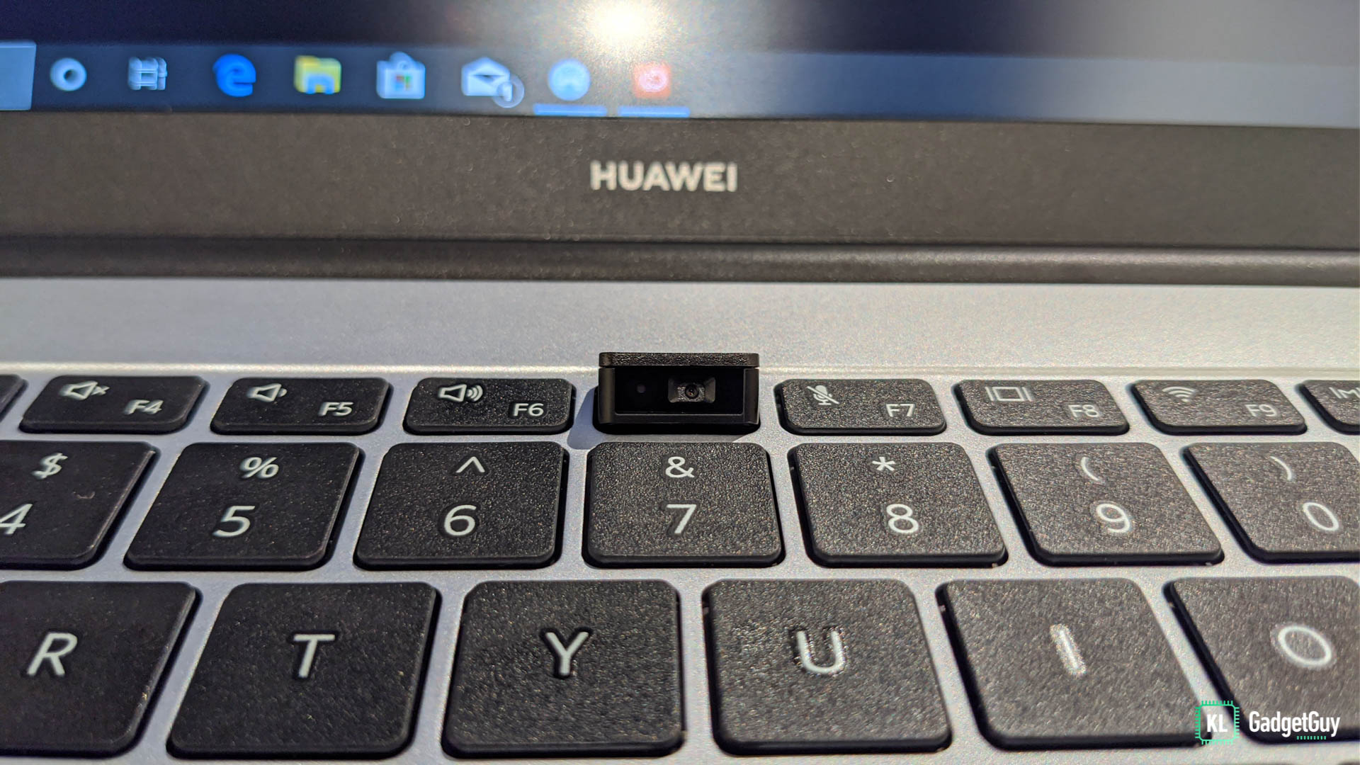 Ноутбук d15. Huawei MATEBOOK d15 камера. Huawei MATEBOOK d15 клавиатура. Huawei MATEBOOK 15 клавиатура. Huawei MATEBOOK d15 веб камера.