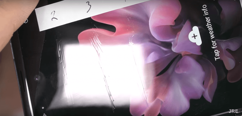 galaxy z flip cracked screen