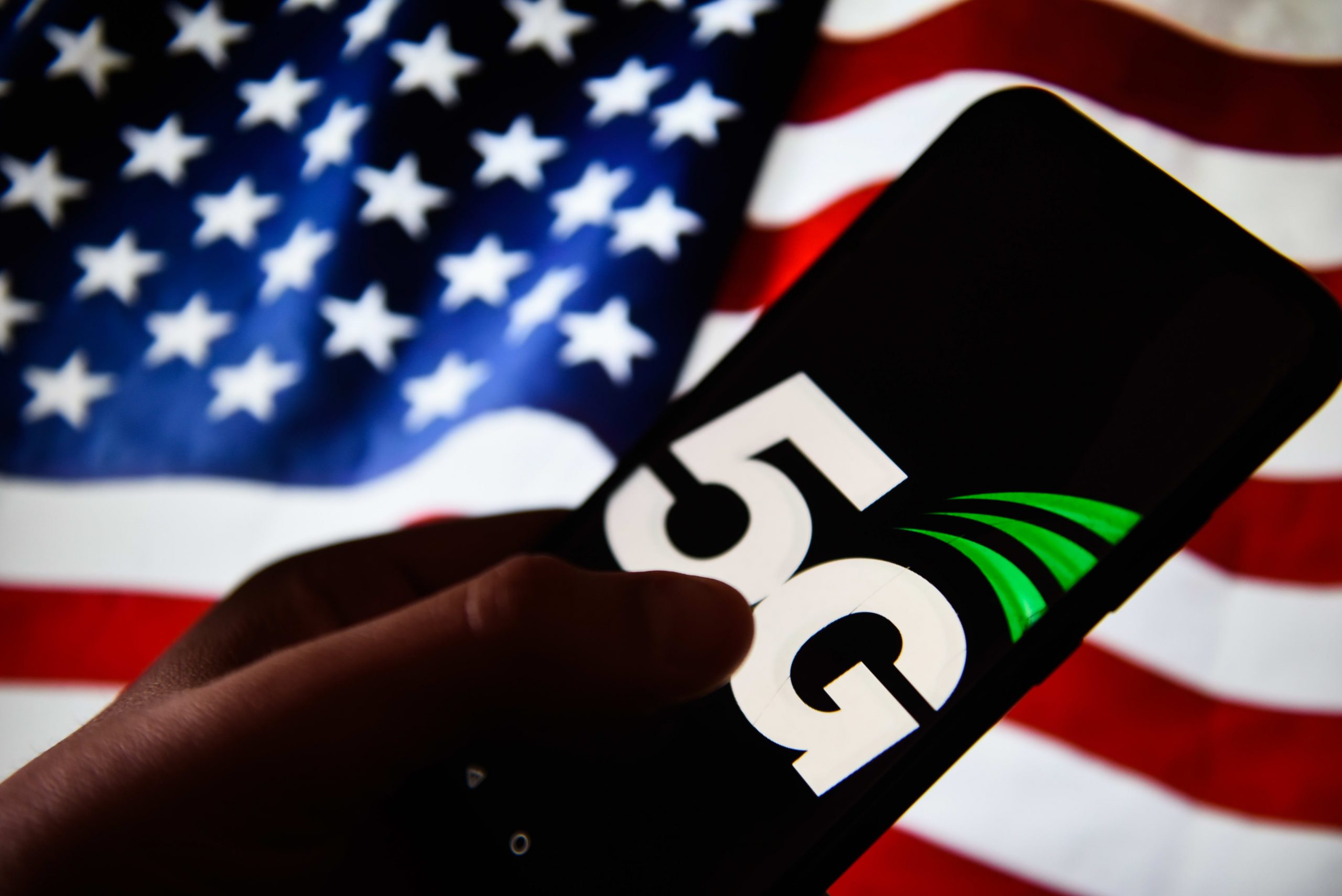 us flag 5g phone