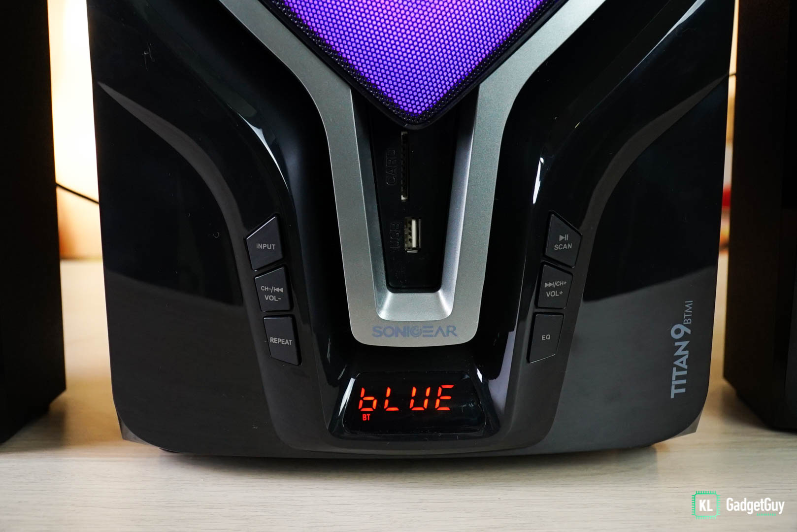 SonicGear Titan 9 speaker black features