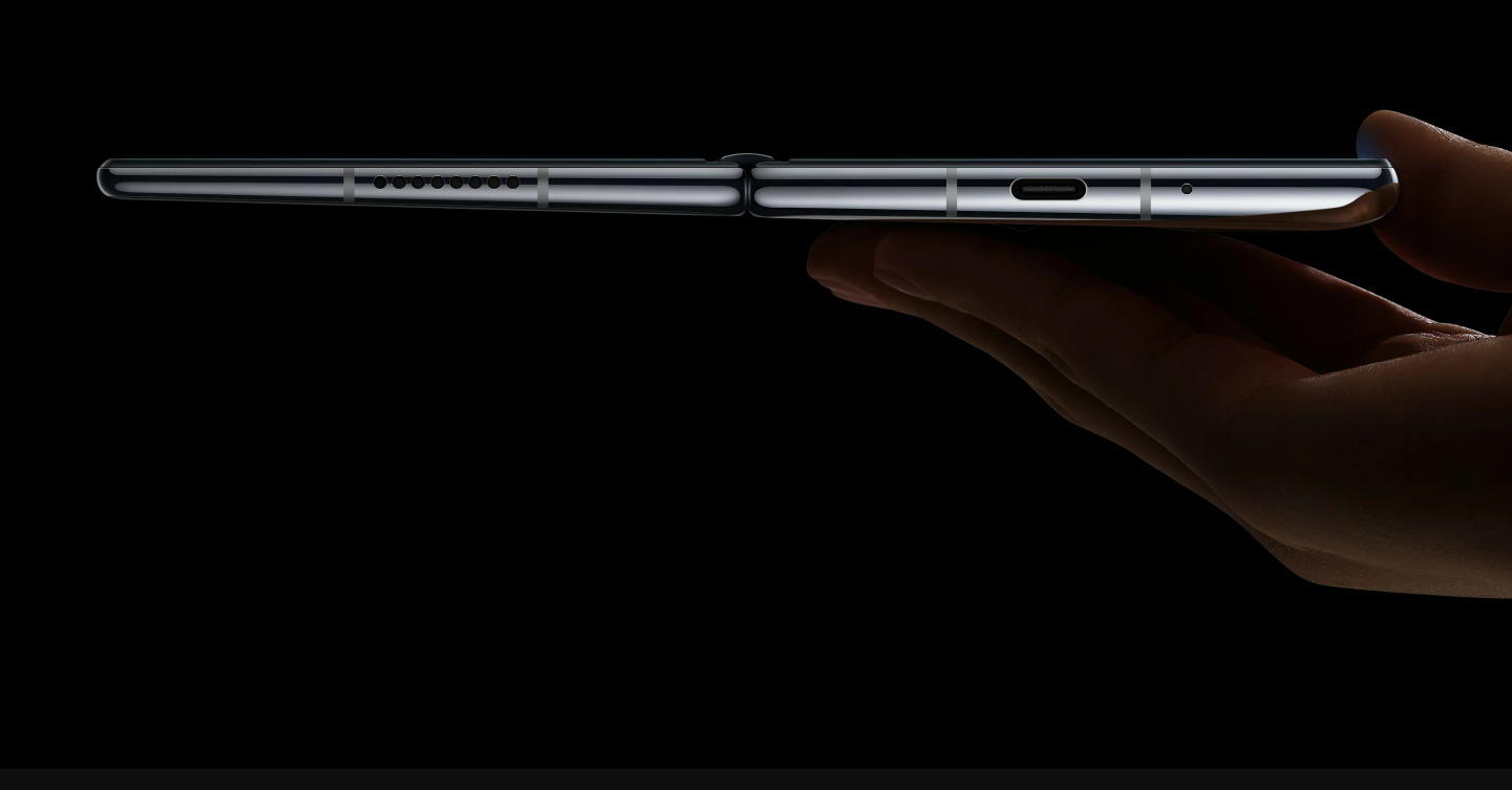 Huawei Mate X2 unfolded