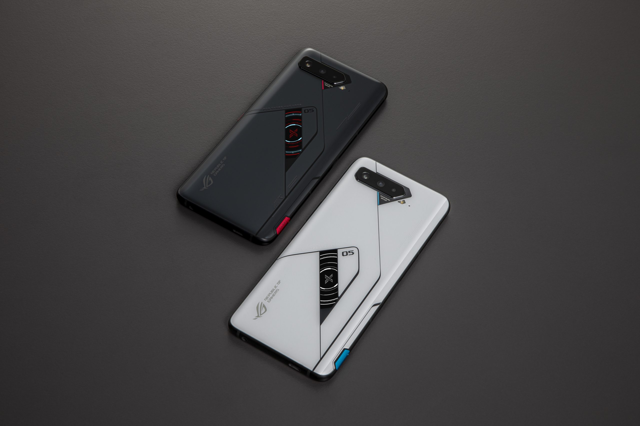 ROG Phone 5 Pro Black White