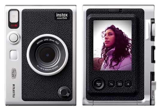 Fujifilm Instax Mini Evo: the best hybrid instant so far