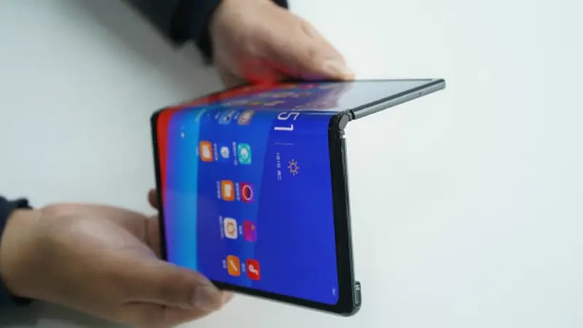 OPPO FOLDABLE PHONE