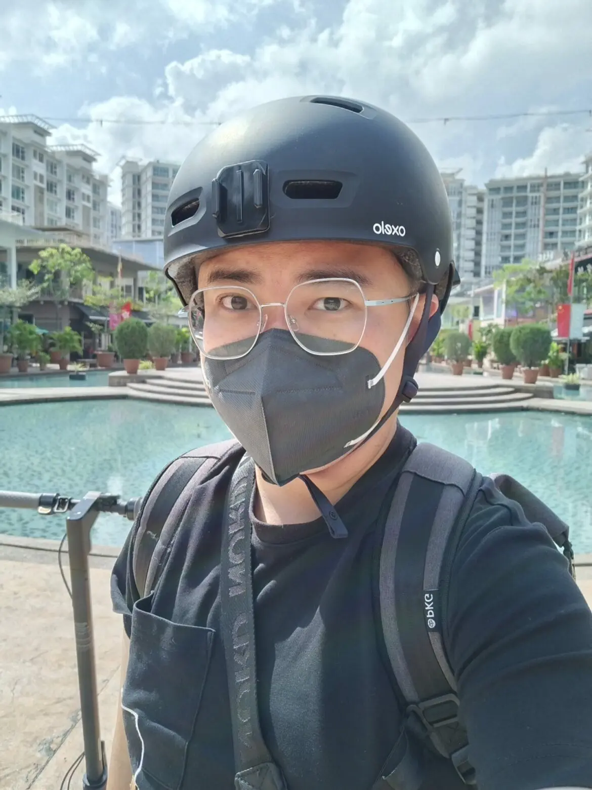 y35selfie-001