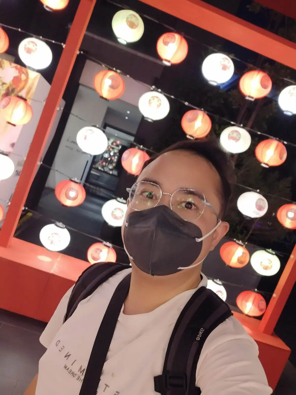 y35selfie-002